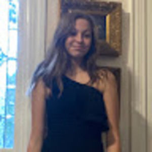 Meet your Posher, Caroline